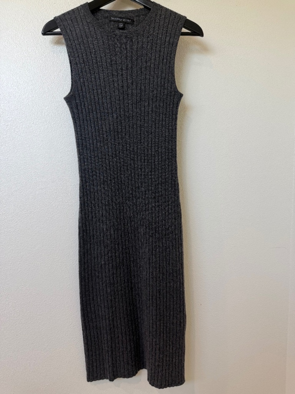 Saks Fifth Avenue Charcoal Ribbed Knit Sleeveless Midi Sweater Dress – Small